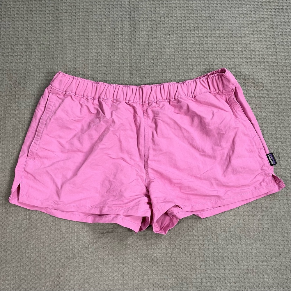 Patagonia Barely Baggies Shorts Medium Womens 100% Nylon Pink